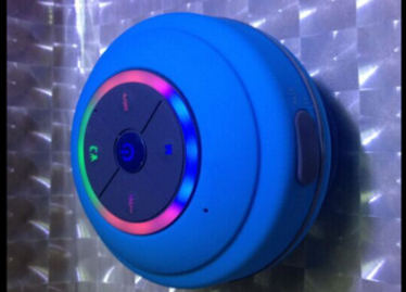 Mini altavoz LED resistente al agua